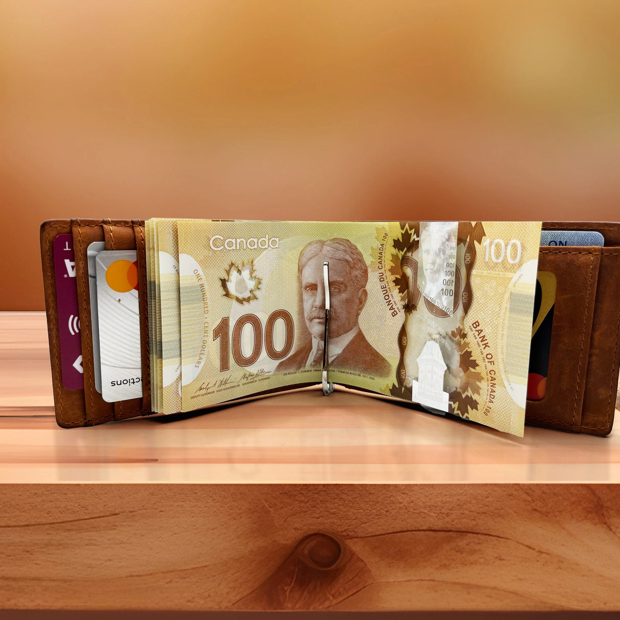 Minimalist wallet with Money Clip - Wallet with AirTag Slot